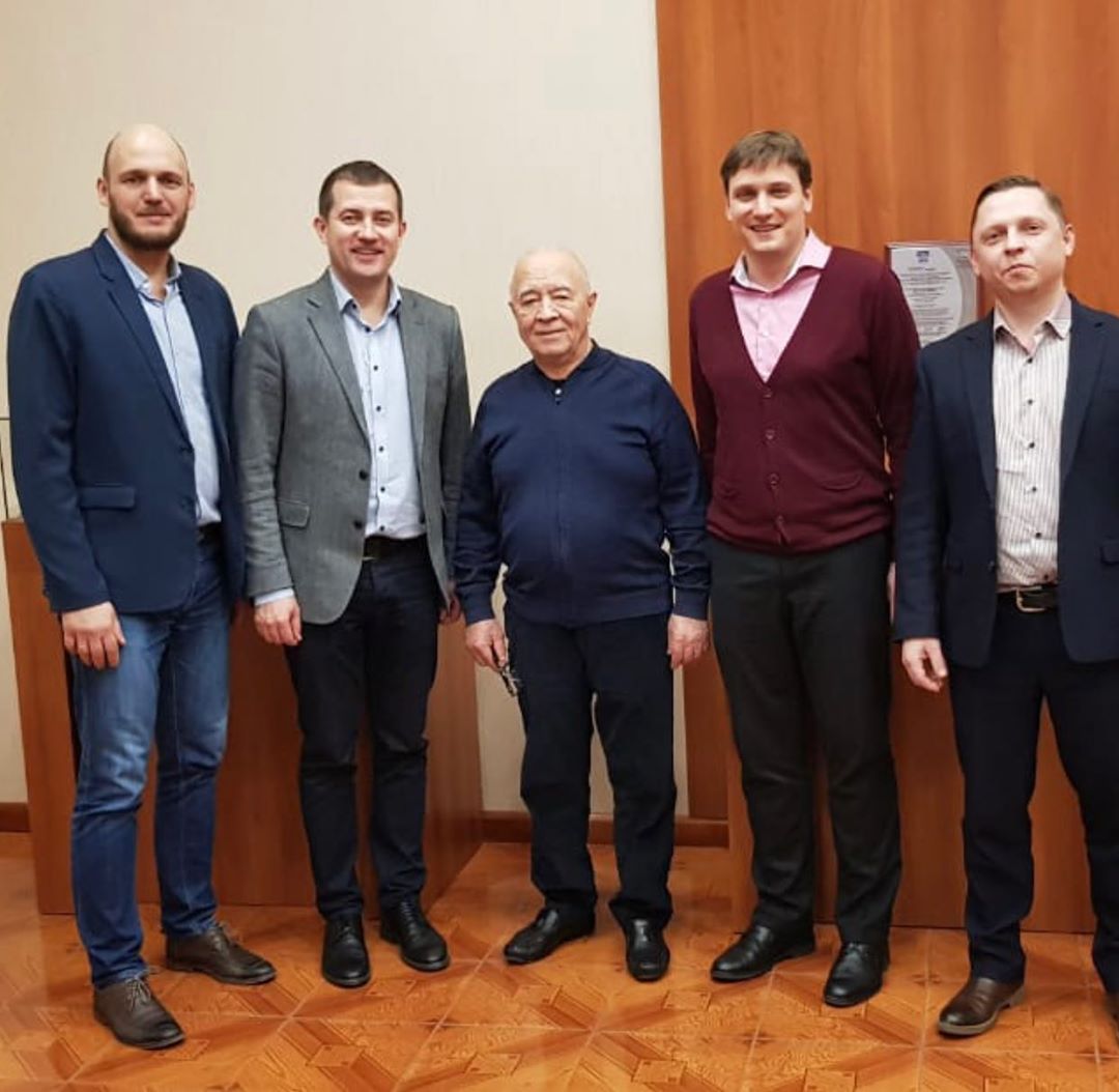 Казанский медико-инструментальный завод посетили представители немецкой компании DENTSPLY SIRONA